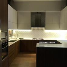Terrace house for Sale