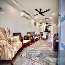 Semi-D house for Sale