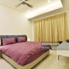High floor modern interior design 3 bed 2 bath with 2 carparks