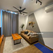 Well Designed Lakefront Homes near mutiara ville Tamarind Mmu Uoc