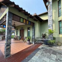 2 Storey Corner Unit Bungalow House at Seksyen 8, Shah Alam
