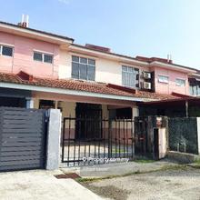 Affordable 2sty terrace house, nearby shoplot, easy access to highway
