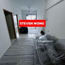 Bukit Jambul Court For Sale 