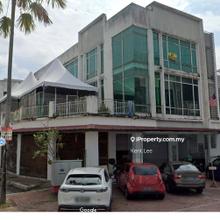 Ground Floor corner Shop lot Taman Equine Park for rent