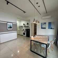 2 bedrooms high floor fully furnished unit is vacant for rent now.