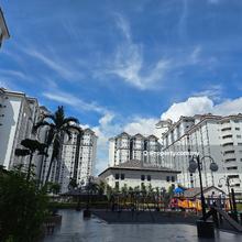 D'aman Crimson condominium