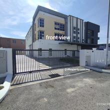 2.5 Storey Semi-D Factory Seri Kembangan Taman Industri Selesa Jaya 