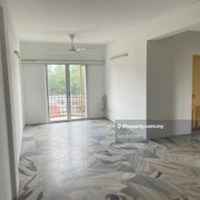 Corner Unit With Lift