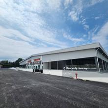 Nilai 3 Warehouse/ Showroom for Rent