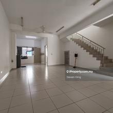 Setia Indah 10 Terrace house 20x70 for rent (with 3 water heaters)