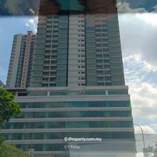 High floor , open view, North facing and well maintained unit !