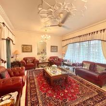 A Well Kept & Value Buy Bungalow 