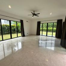 Luxurious Unblocked view Bungalow at Melody Park East Ledang for Sales