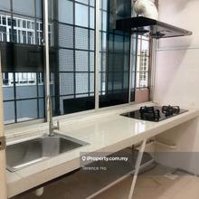 Amadesa condo food deal for sales