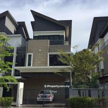 Limited Kinrara Hills Corner 3-Sty Semid facing Forest & lake view 