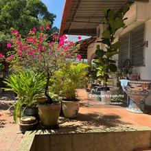 Strategic Location! Freehold Double Storey Corner Lot Taman Lake View