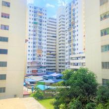 Near By TBS Bus Station, Public Transport and Shops -Renovated Unit