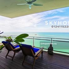 Best Pick & High Floor Renovated with Full Unobstructed Seaview