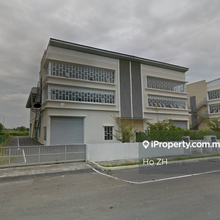 Two and Half Storey Semi-D Factory For Rent