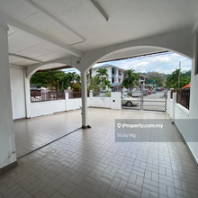 Level flooring, spacious living and dining