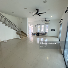 Endlot 2 storey house for rent