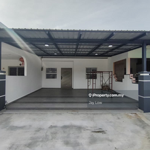 Full Extended and Renovated Ayer Keroh Height Single Storey