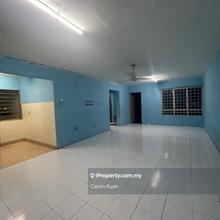 3 Rooms 850sf Bayu Apartment for Rent