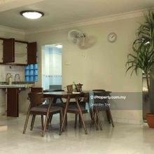 Ground floor, extra land beside unit