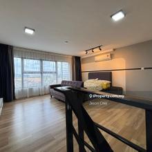 Luxury Loft unit 500m walk to MRT