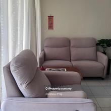 Tanjung Tiara - Fully Renovated - 1000' - 1 Car Park - Tanjung Bungah