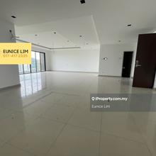 New completed property // Spacious unit // 5 mins from Airport