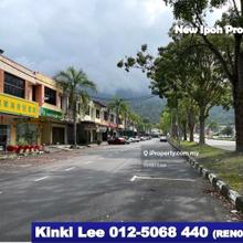 Main Road Shop To Let