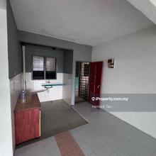 Level 3, Walk Up, Bare Unit, Good Condition, Freehold,Near MRT station