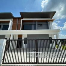 Brand New Canary Garden Bandar Bestari Cluster Semi-d Limited Unit