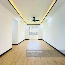 Bukit Indah Flat 3rd floor 