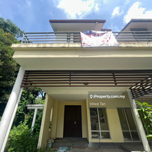 Valencia corner house terrace house, great accessibility