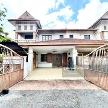Corner Lot Double Storey Semi-D Bandar Nusaputra, Puchong For Sale