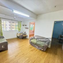 Below Market Lily Apartment @ Rawang Perdana 2 ,Low Cost , 650 Sqft