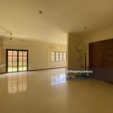 2 Storey Semi-D For Sale ! Gated & Guarded !