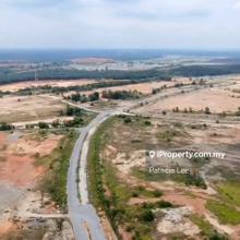 Low flood risk green industrial park in Kota Puteri. Must view