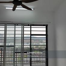 Brand New Unit Opal Residence Puchong  3room3bathroom with 2 Carparks