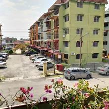 Kampar Town Centre Flat with 3 Bedrooms