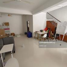 Oug 2 Storey Terrace House Endlot With Flat Level For Sale