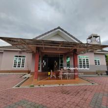Banglo setingkat tok jiring Kuala Nerus