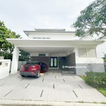 3 Sty Bungalow Endlot , Senibong Cove Permas, Canal View