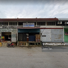 Facing empty land and the price are negotiable