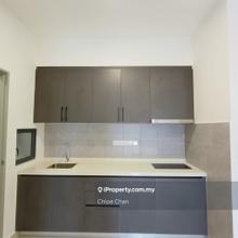 M Vertica Cheras 850sqft 3 R 2 B Near MRT City View Unit For Sale