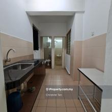 Renovated unit with 1 car park