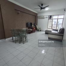 Halaman Kristal Block 1 Furnished Jelutong for rent 1100sf Balcony