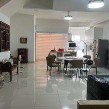 East Utama 3 sty link for rent partly furnished